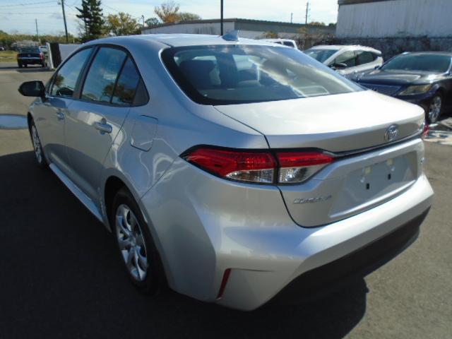 Toyota Corolla LE 2026