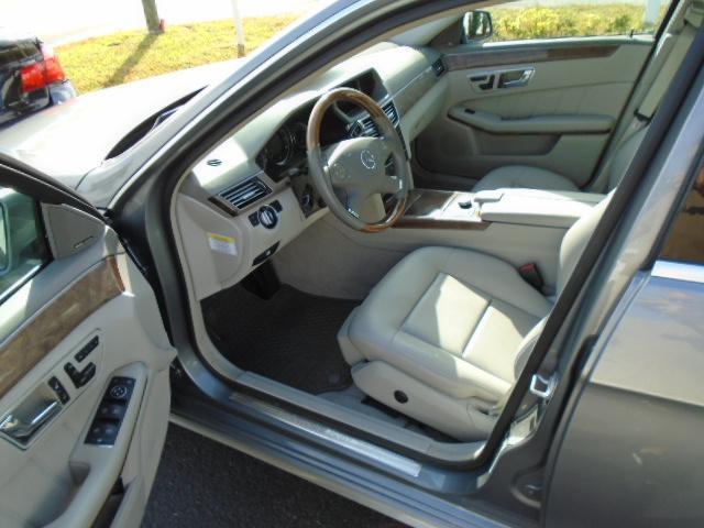Mercedes-Benz E-Class E350 Sedan 2011