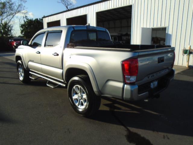 Toyota Tacoma SR5 Double Cab Long Bed V6 6AT 2WD 2017