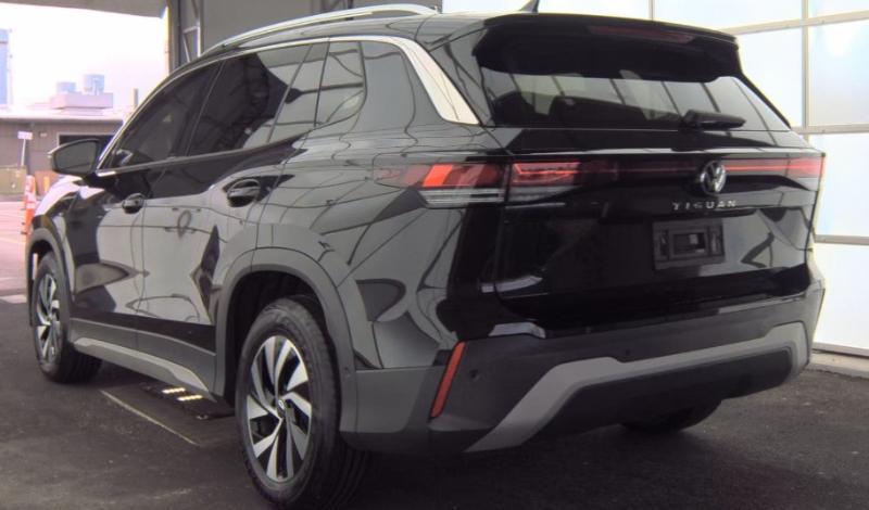 Volkswagen Tiguan S 2025