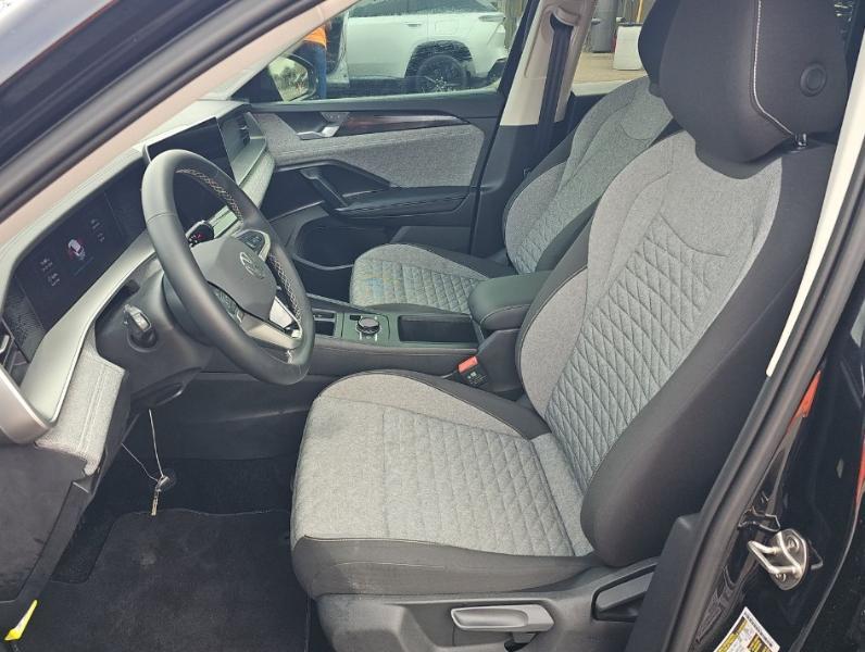 Volkswagen Tiguan S 2025