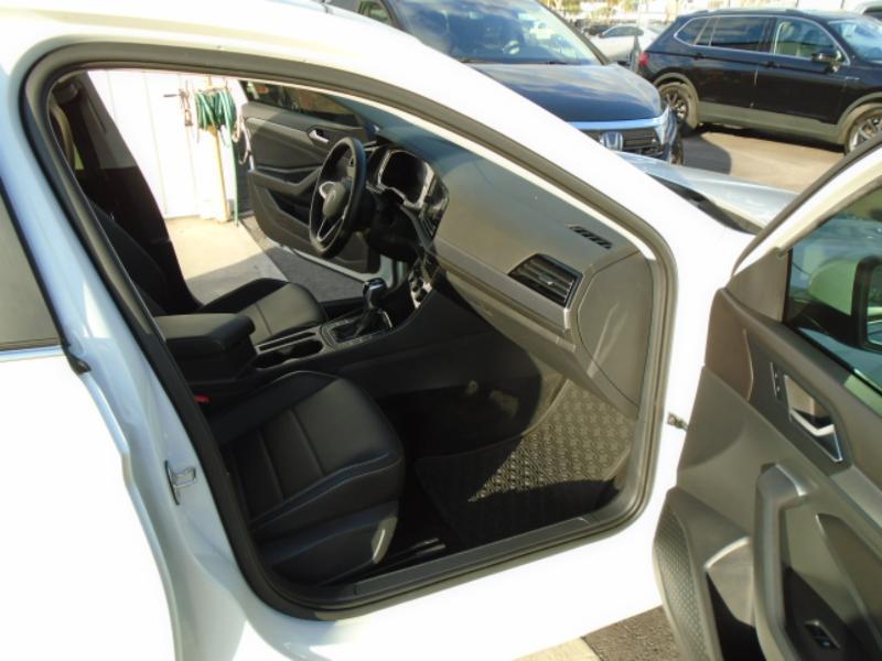 Volkswagen Jetta SE 2023