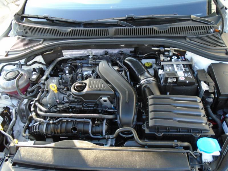 Volkswagen Jetta SE 2023