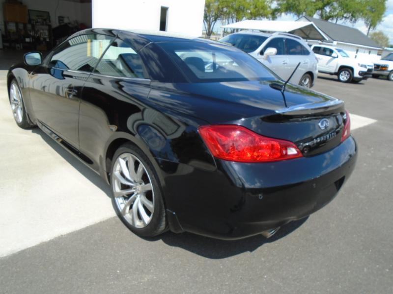 Infiniti G Convertible G37 Sport 6MT 2010