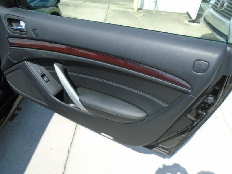 Infiniti G Convertible G37 Sport 6MT 2010