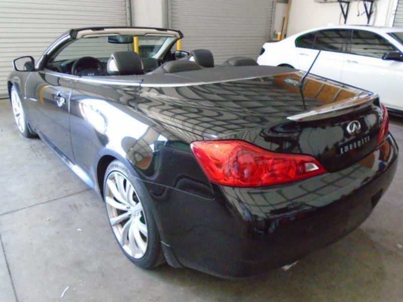 Infiniti G Convertible G37 Sport 6MT 2010