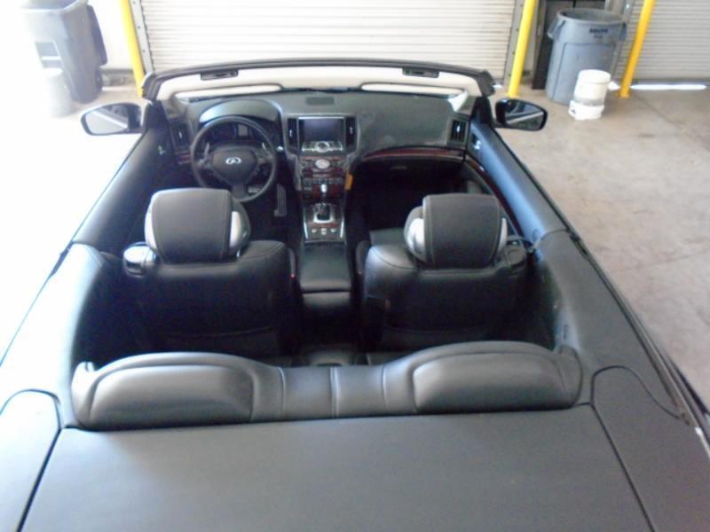 Infiniti G Convertible G37 Sport 6MT 2010
