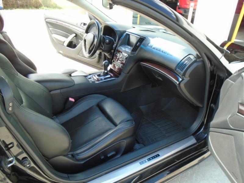 Infiniti G Convertible G37 Sport 6MT 2010