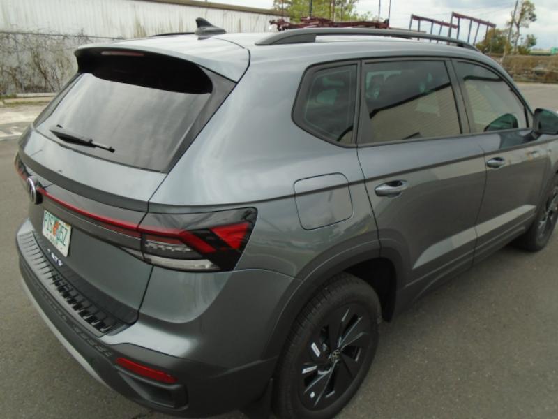 Volkswagen Taos S 2025