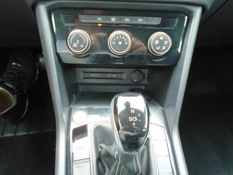 Volkswagen Taos S 2025