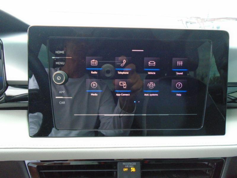 Volkswagen Taos S 2025