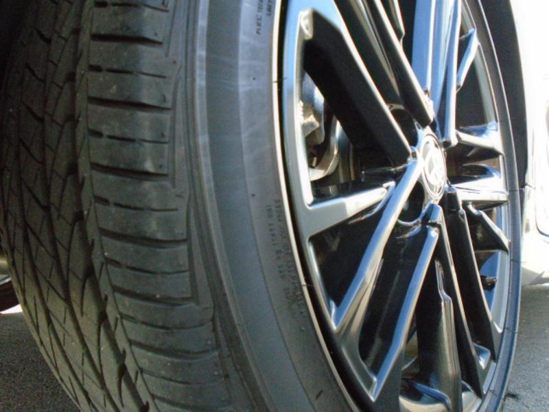 Toyota Camry Hybrid XLE 2025