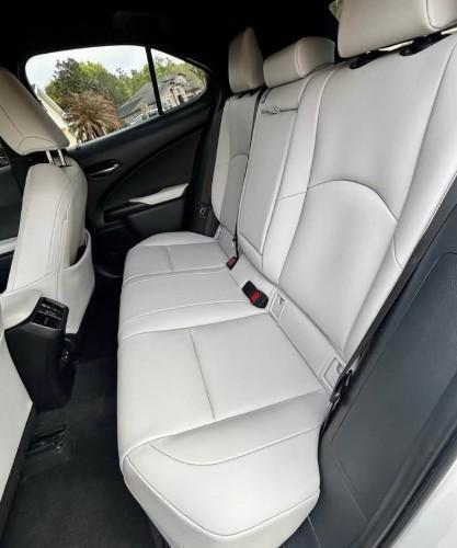 Lexus UX 200 Base 2021