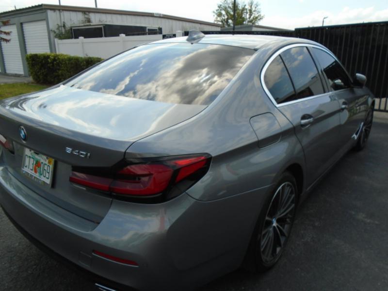 BMW 5-Series 540i 2023