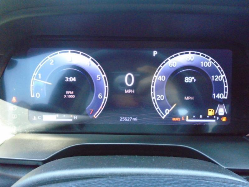 Jeep Grand Cherokee Laredo 4WD 2023