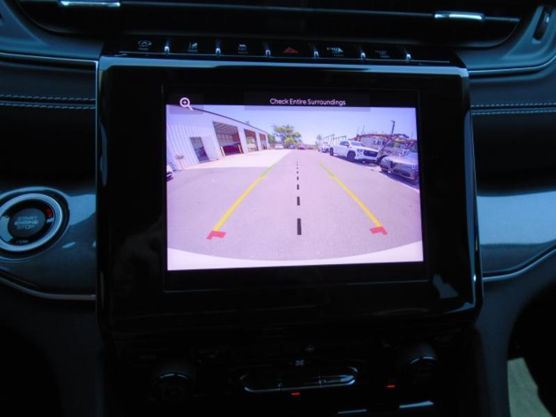 Jeep Grand Cherokee Laredo 4WD 2023