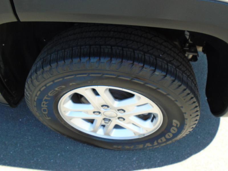 Jeep Grand Cherokee Laredo 4WD 2023
