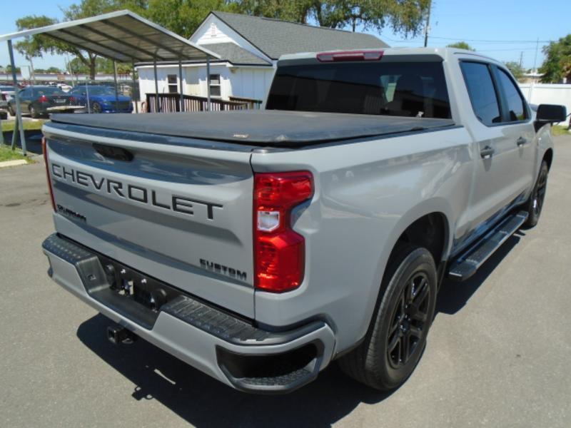 Chevrolet Silverado 1500 Custom Crew Cab 2WD 2024