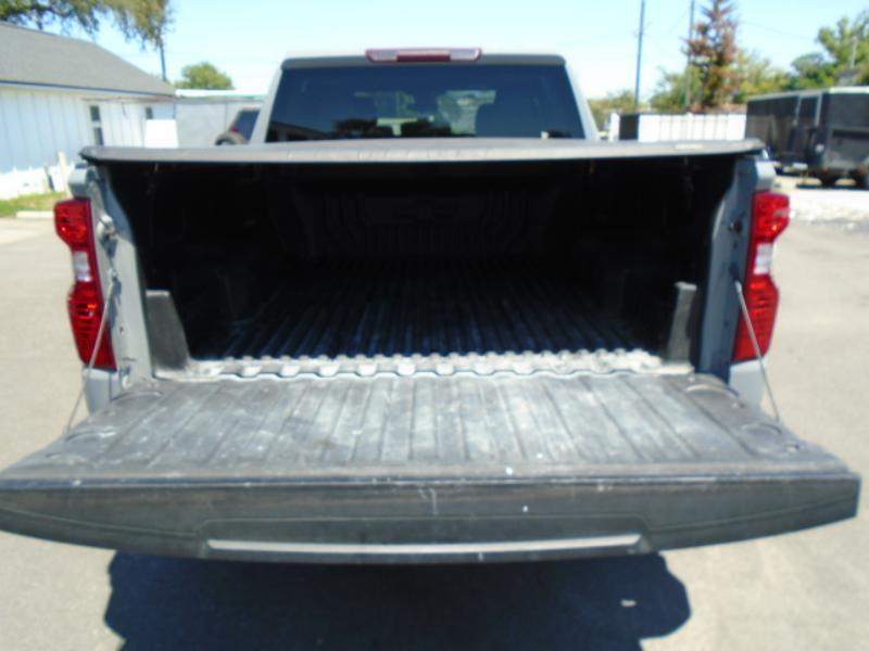 Chevrolet Silverado 1500 Custom Crew Cab 2WD 2024