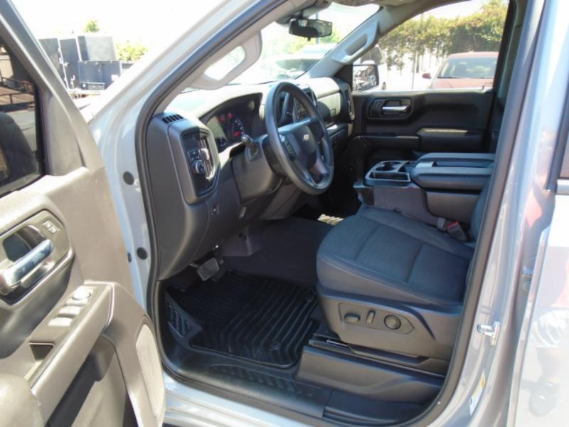 Chevrolet Silverado 1500 Custom Crew Cab 2WD 2024
