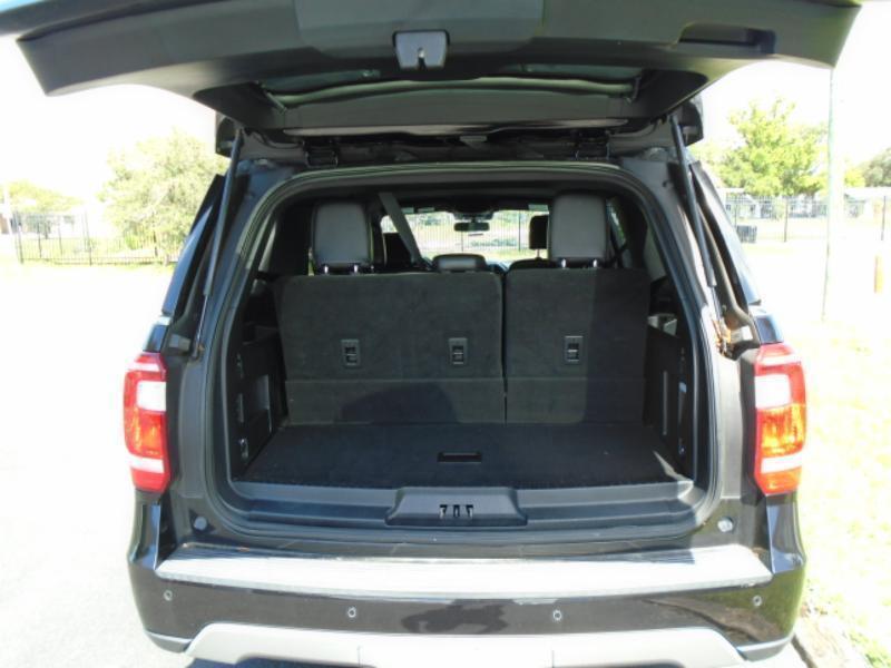 Ford Expedition XLT 2021