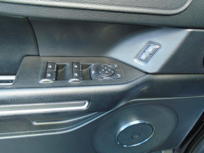 Ford Expedition XLT 2021