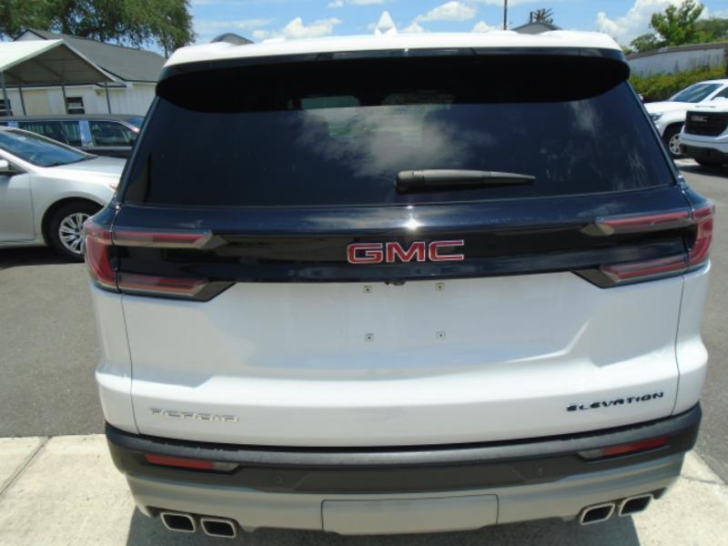 GMC Acadia Elevation 2025