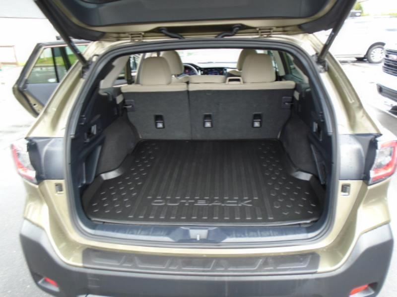 Subaru Outback Premium 2023
