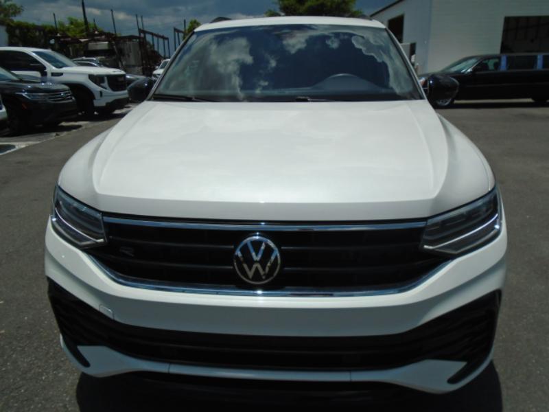 Volkswagen Tiguan SE R-Line Black 2024