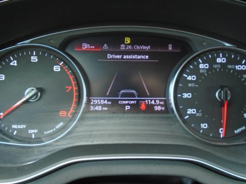 Audi Q5 2.0T Premium quattro 2024