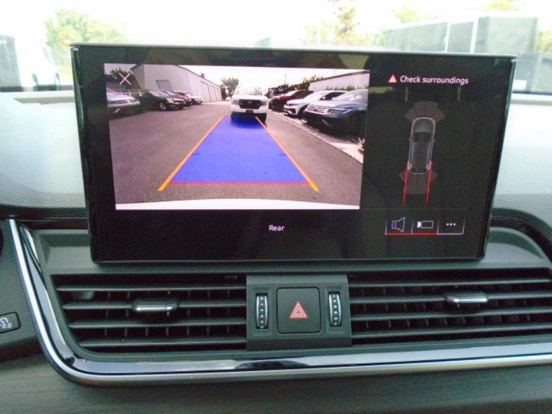 Audi Q5 2.0T Premium quattro 2024