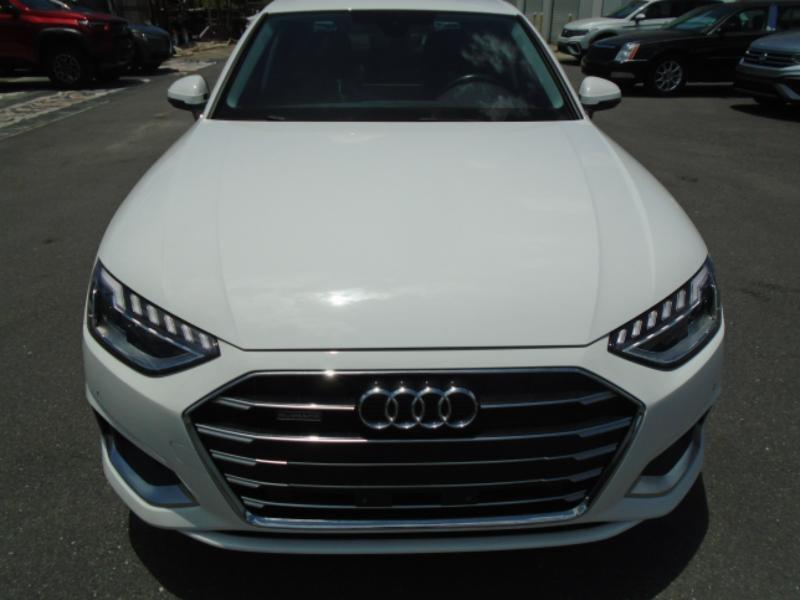Audi A4 Premium Plus 40 TFSI quattro 2023