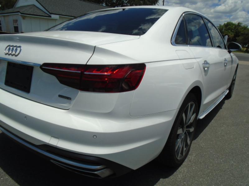 Audi A4 Premium Plus 40 TFSI quattro 2023
