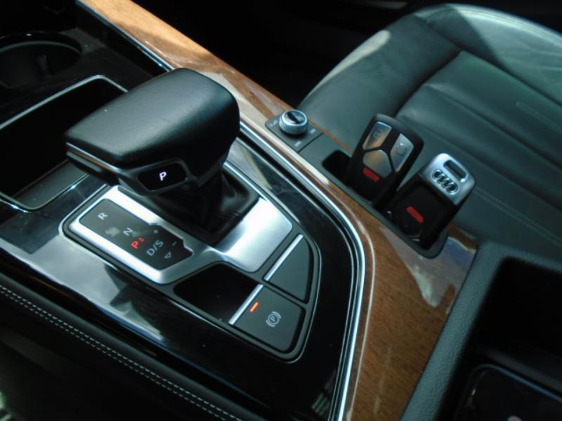 Audi A4 Premium Plus 40 TFSI quattro 2023