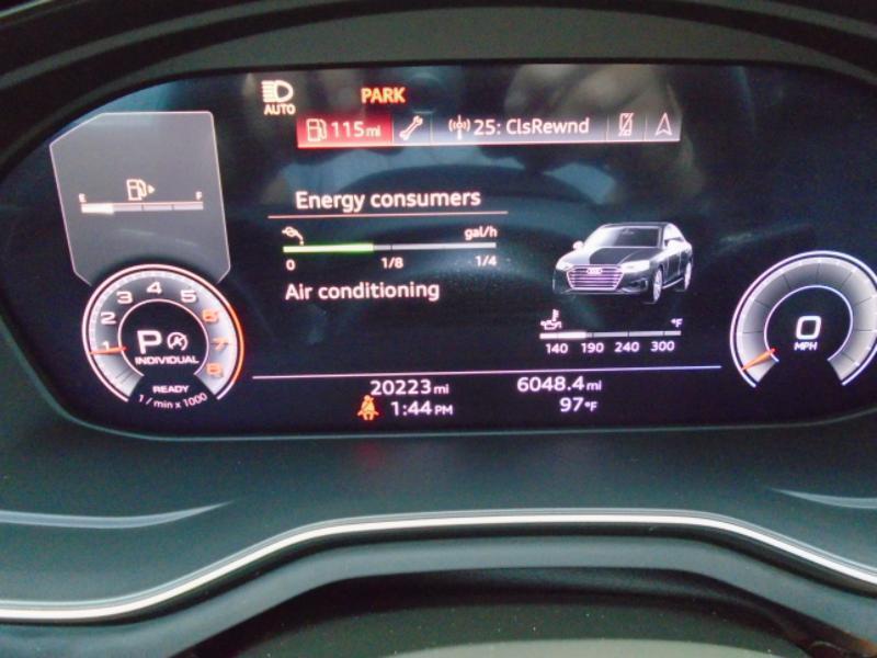 Audi A4 Premium Plus 40 TFSI quattro 2023