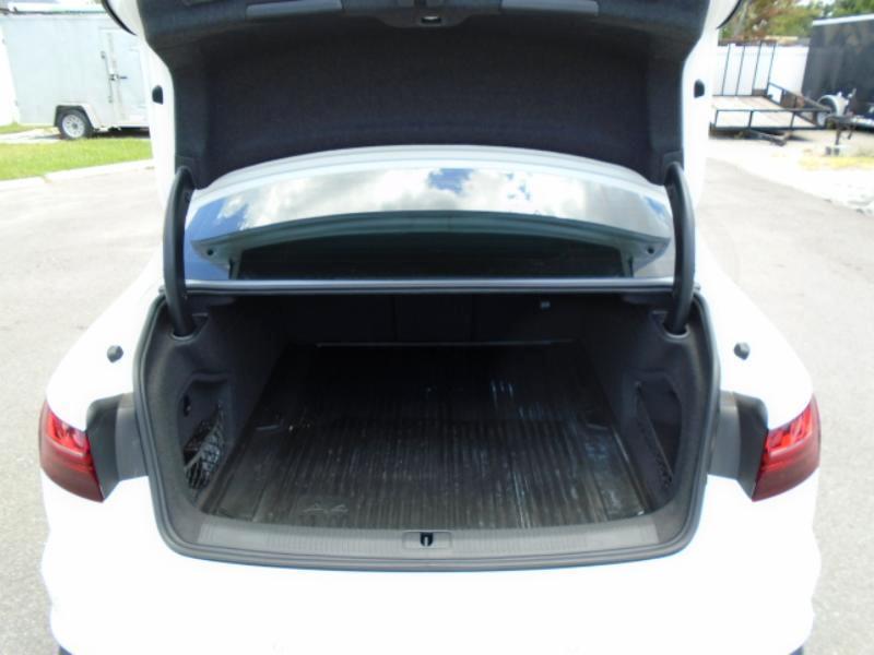 Audi A4 Premium Plus 40 TFSI quattro 2023