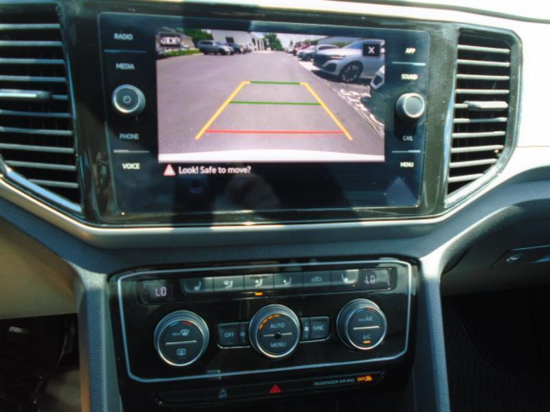 Volkswagen Atlas Cross Sport SE w/Technology 2023