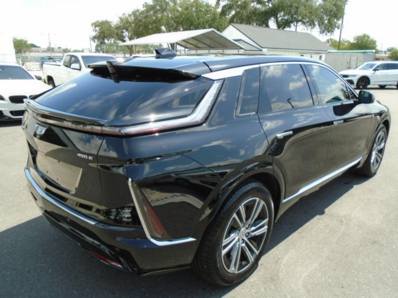 Cadillac Lyriq Lux-1 2024