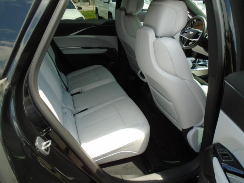 Cadillac Lyriq Lux-1 2024