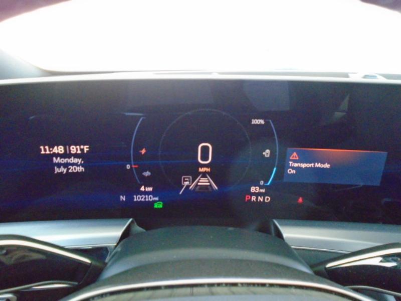 Cadillac Lyriq Lux-1 2024