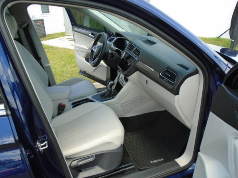 Volkswagen Tiguan SE 2024