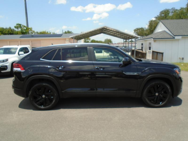 Volkswagen Atlas Cross Sport SE w/Technology 2023