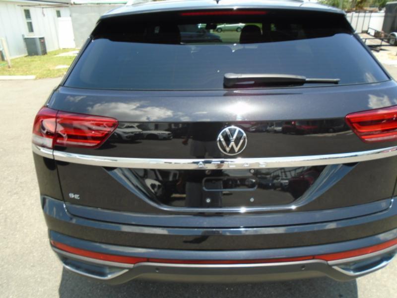 Volkswagen Atlas Cross Sport SE w/Technology 2023