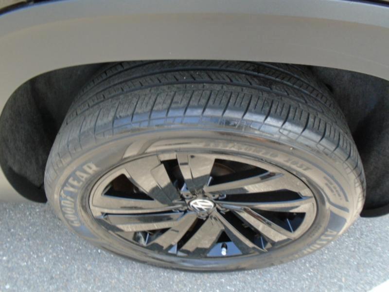 Volkswagen Atlas Cross Sport SE w/Technology 2023