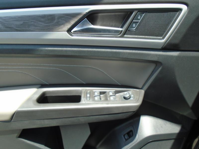 Volkswagen Atlas Cross Sport SE w/Technology 2023