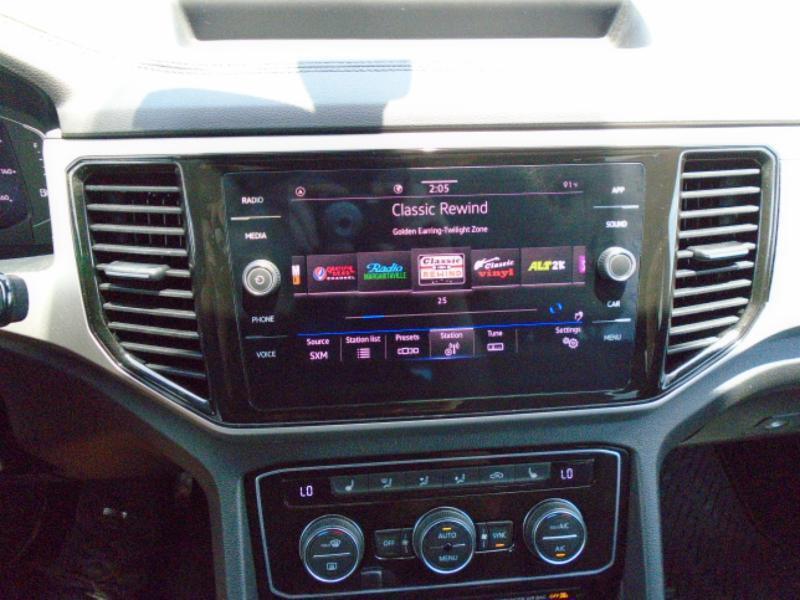 Volkswagen Atlas Cross Sport SE w/Technology 2023