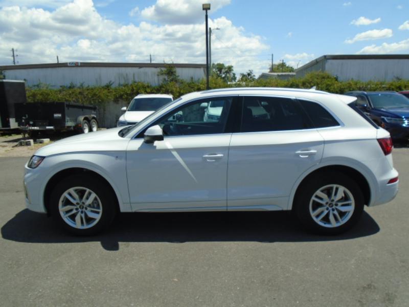 Audi Q5 2.0T Premium quattro 2024