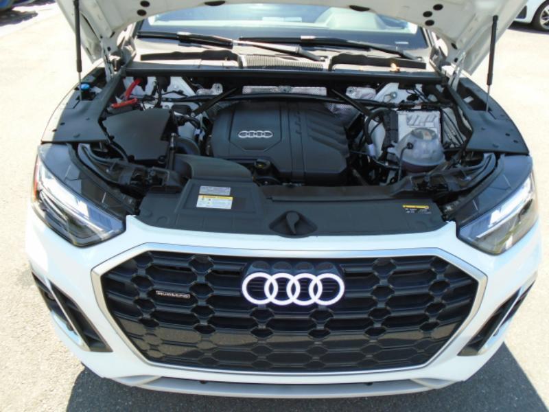 Audi Q5 2.0T Premium quattro 2024