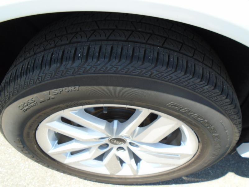 Audi Q5 2.0T Premium quattro 2024