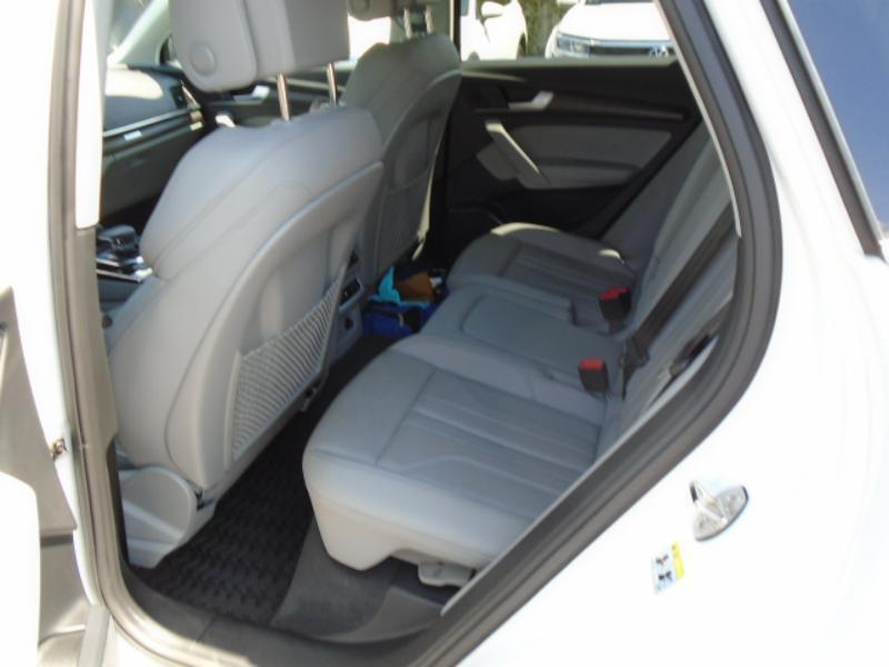 Audi Q5 2.0T Premium quattro 2024